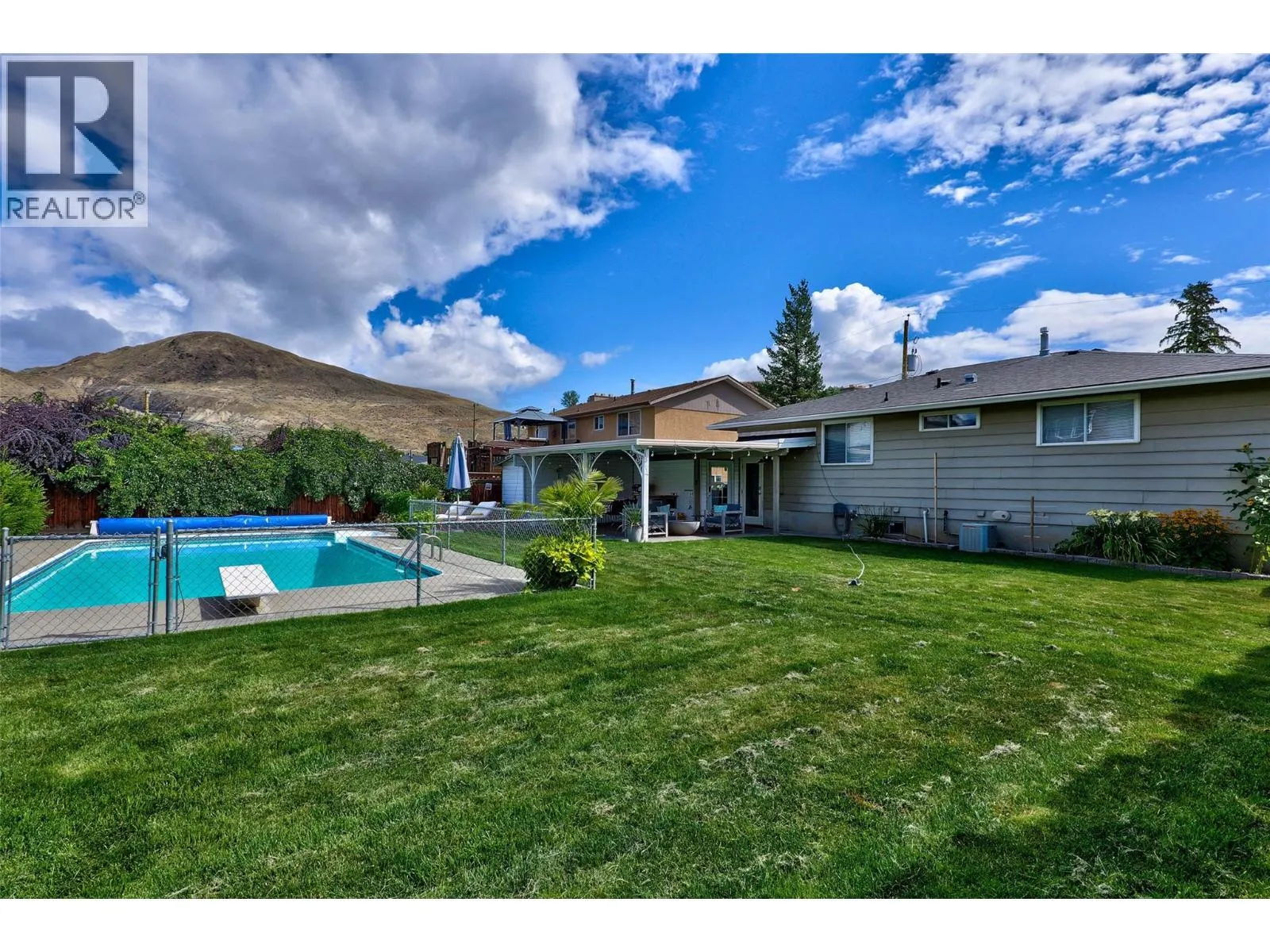 1074 NICOLANI Drive