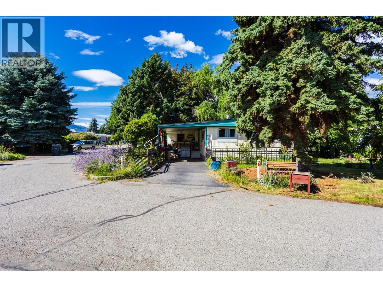 3535 Casorso Road Unit# 79