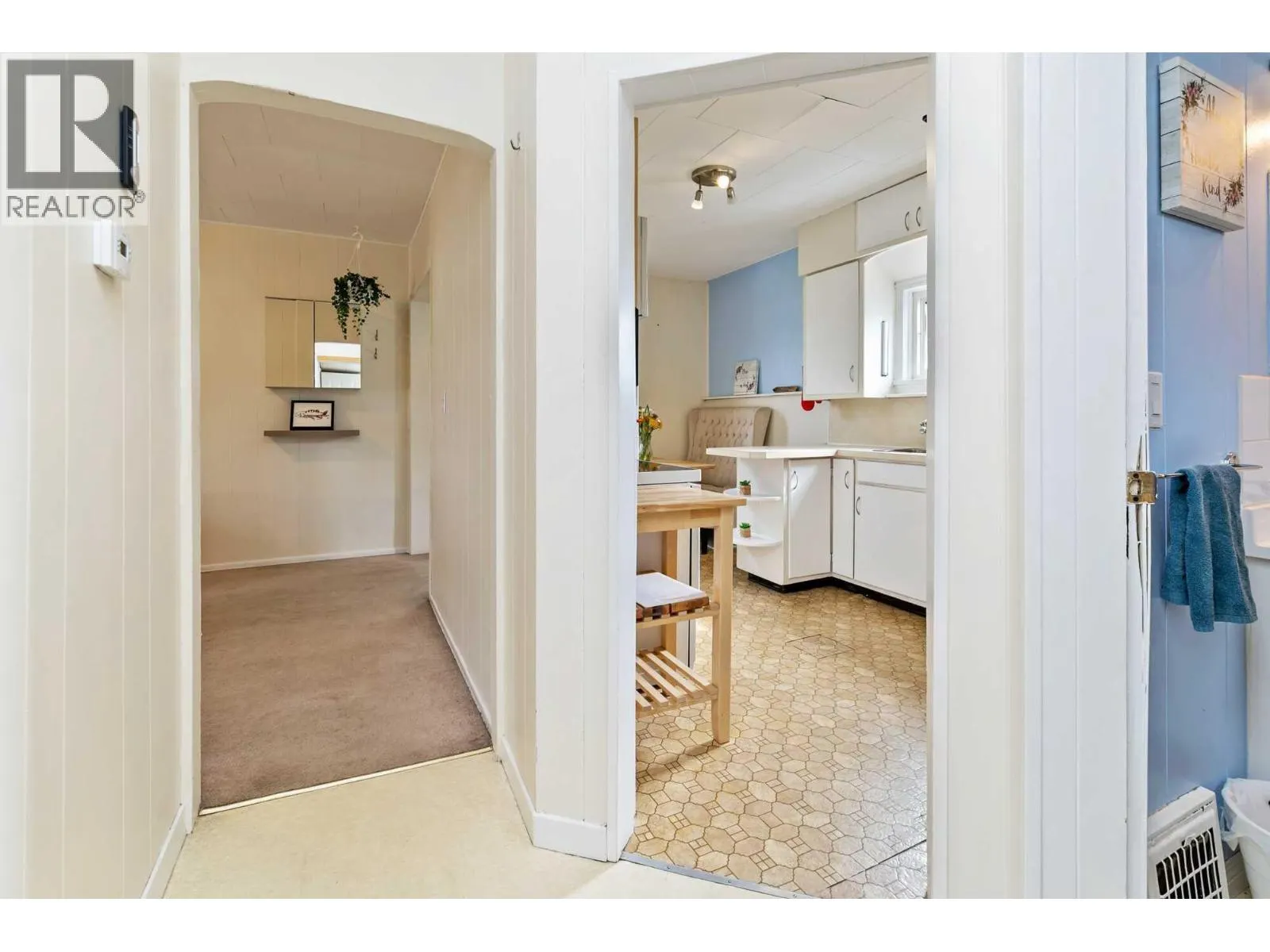 101 Seventh Street E