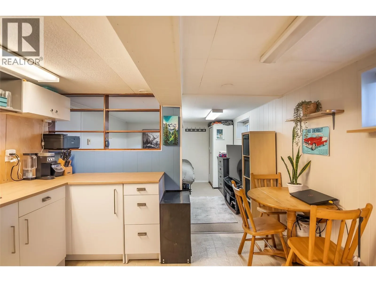 101 Seventh Street E