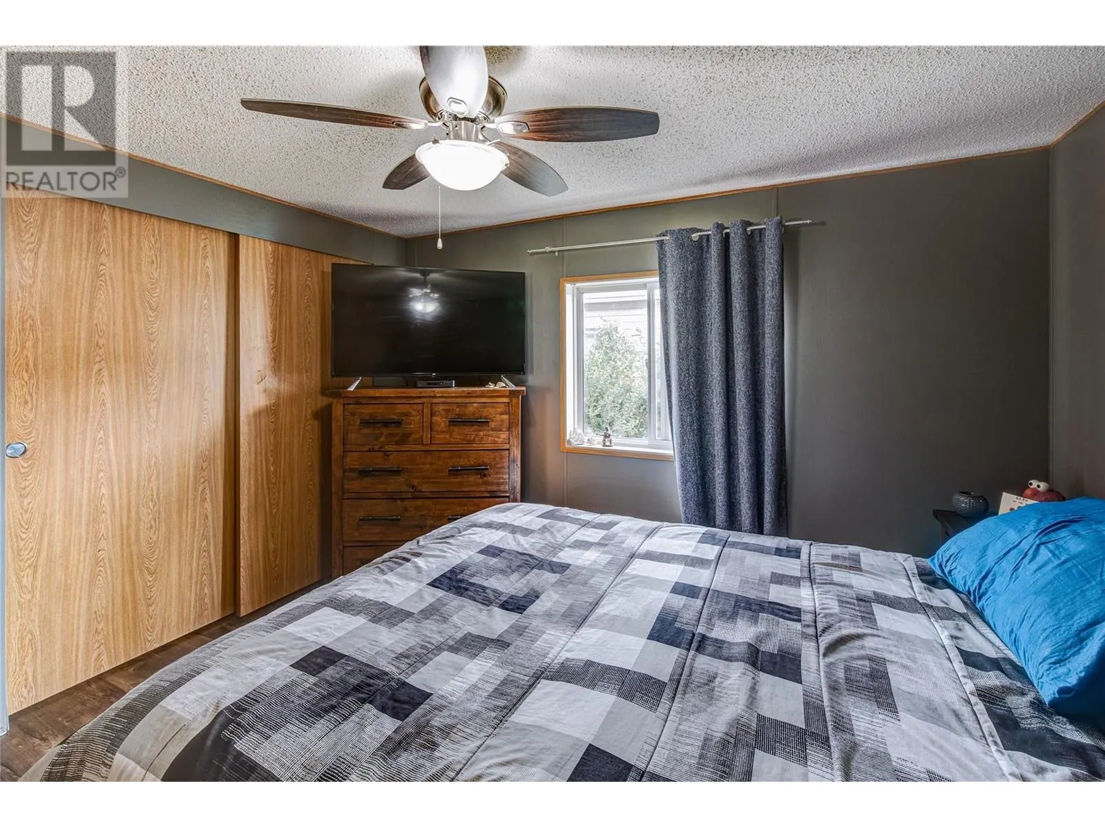 5155 Chute Lake Road Unit# 102