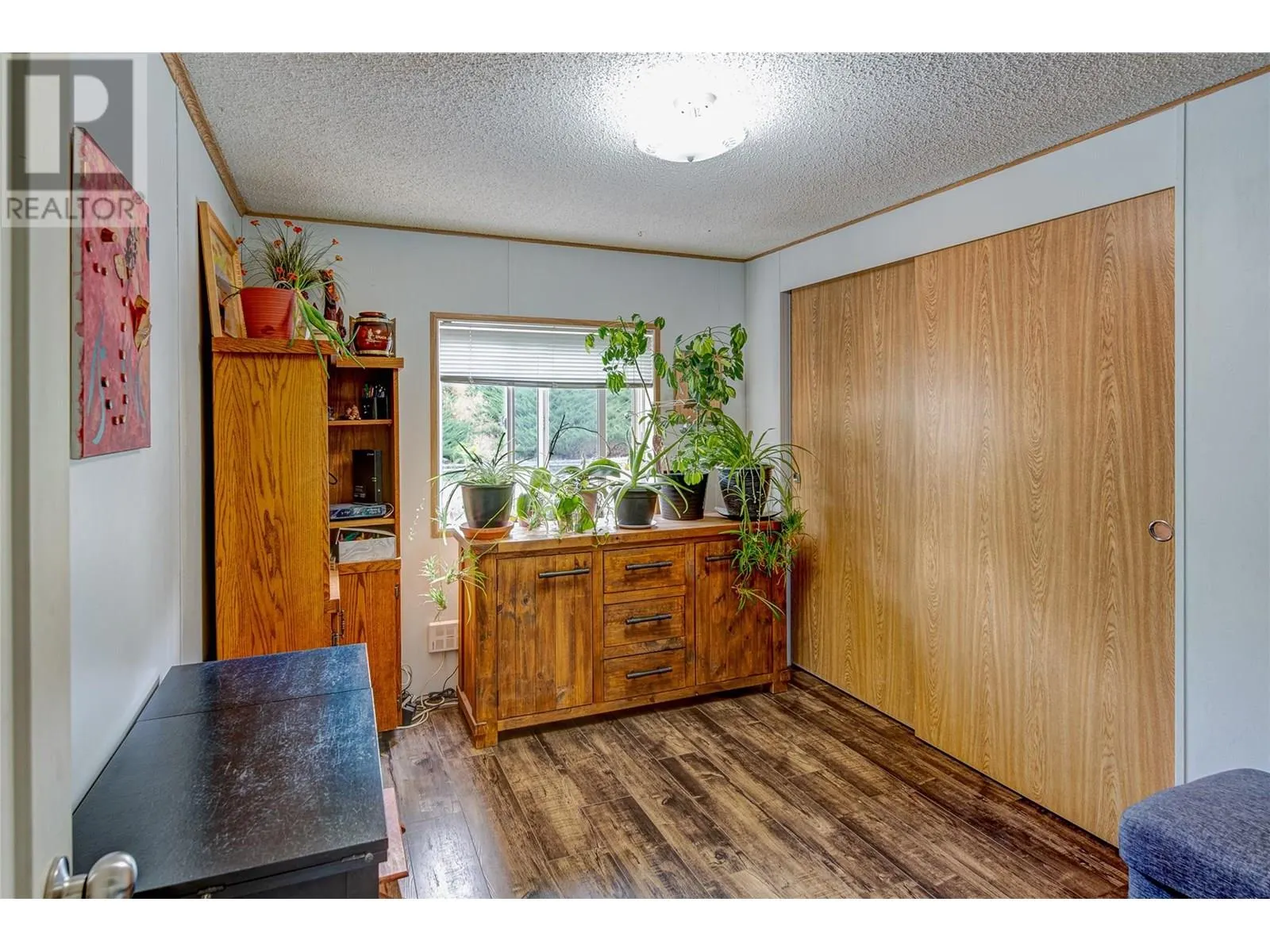 5155 Chute Lake Road Unit# 102