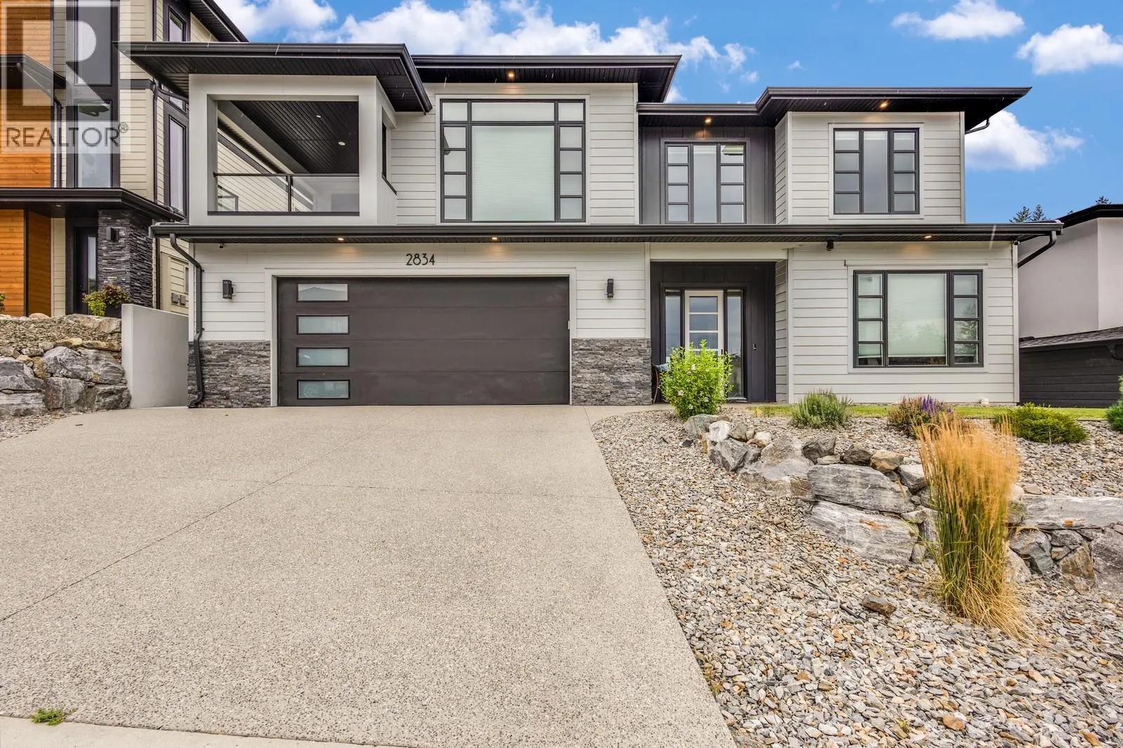 2834 Canyon Crest Drive