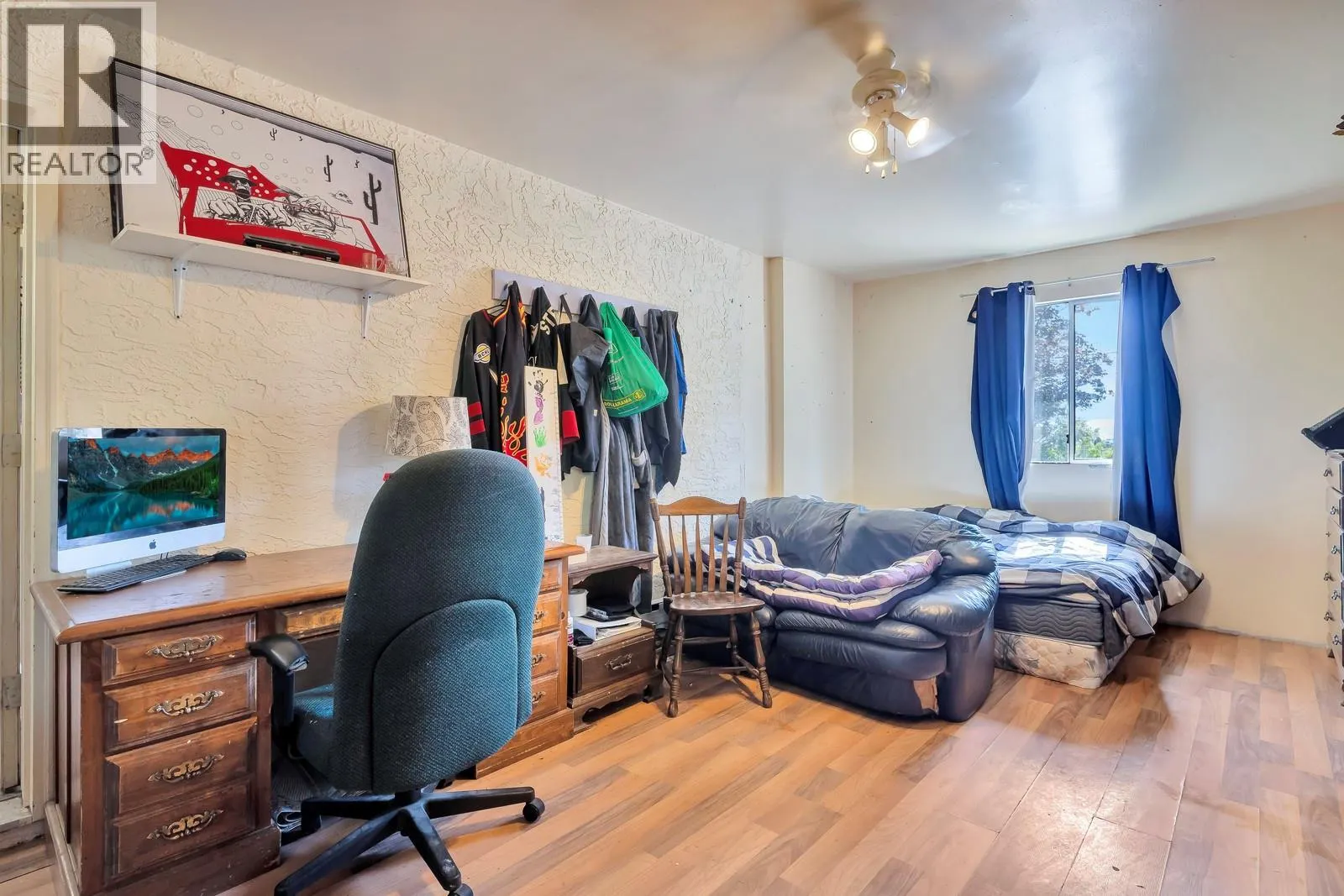 2758 Lower Glenrosa Road