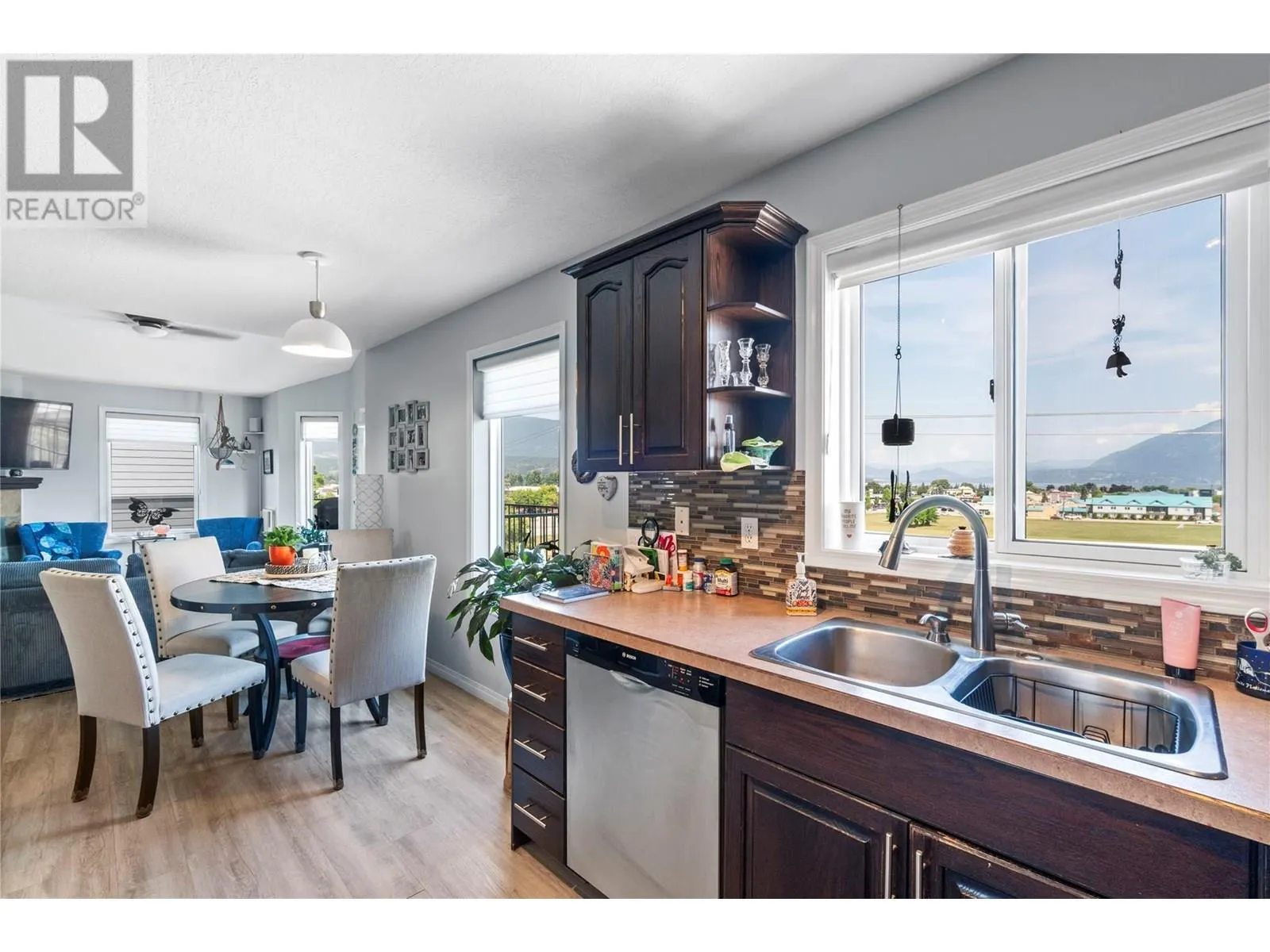 160 5 Avenue SW Unit# 401