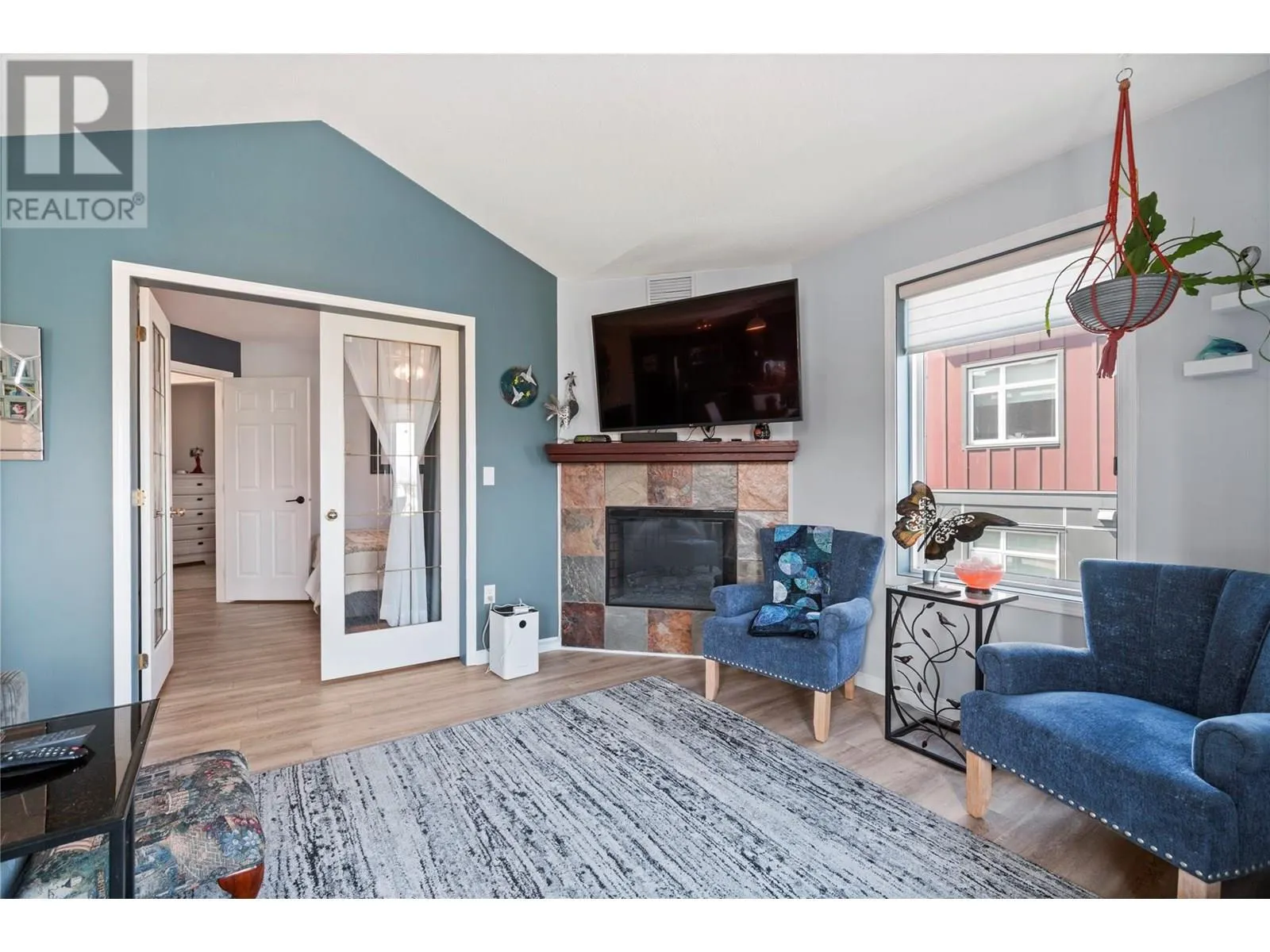 160 5 Avenue SW Unit# 401
