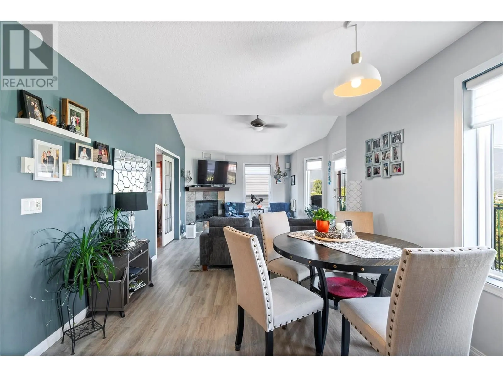 160 5 Avenue SW Unit# 401