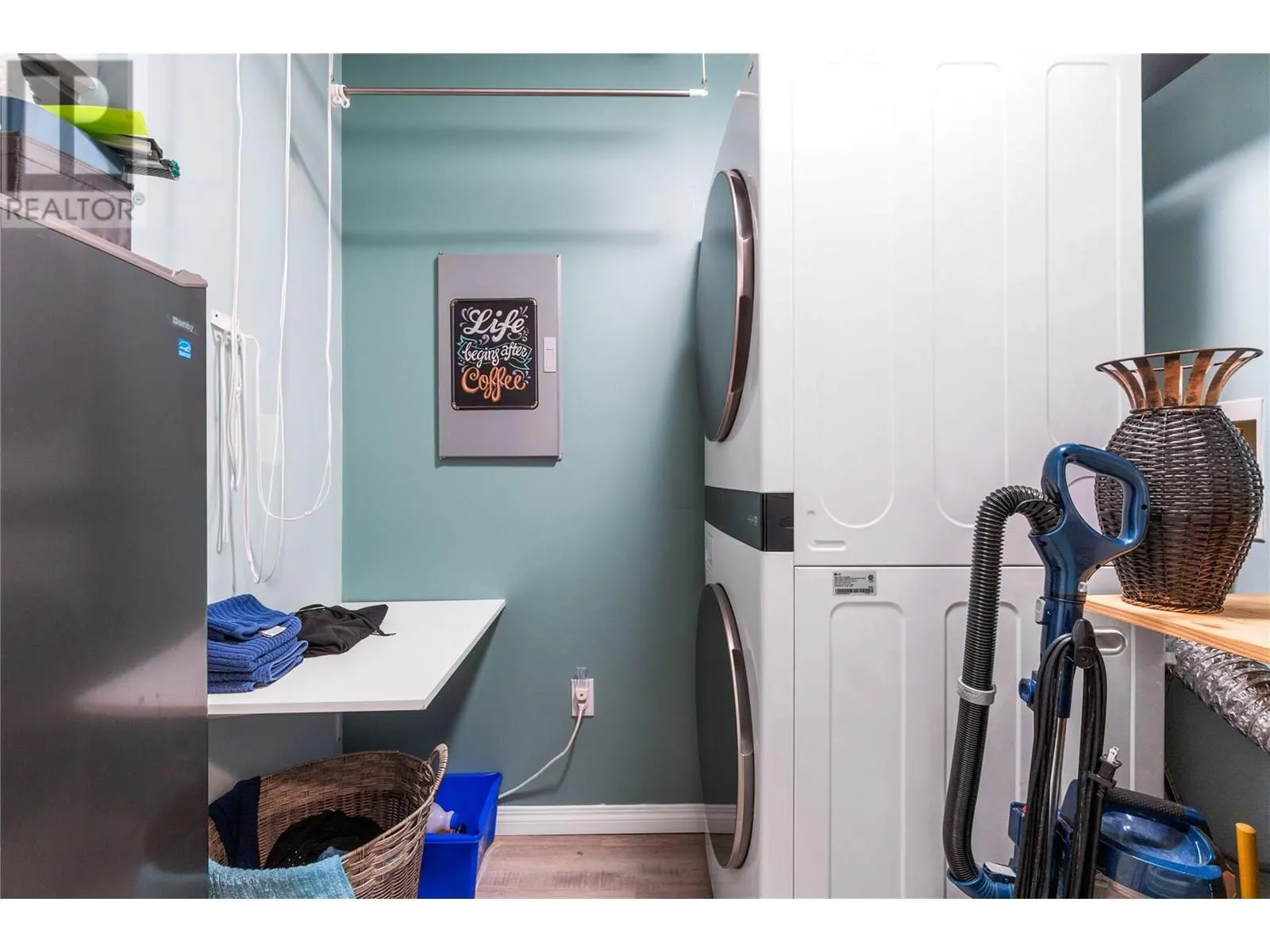 160 5 Avenue SW Unit# 401