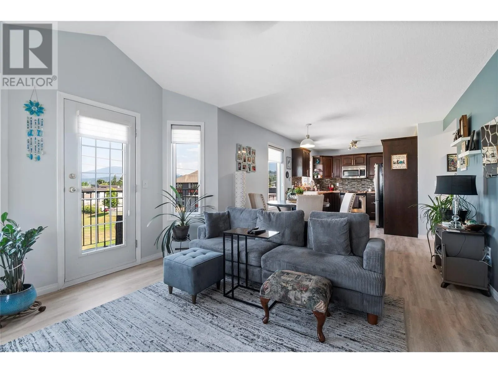 160 5 Avenue SW Unit# 401