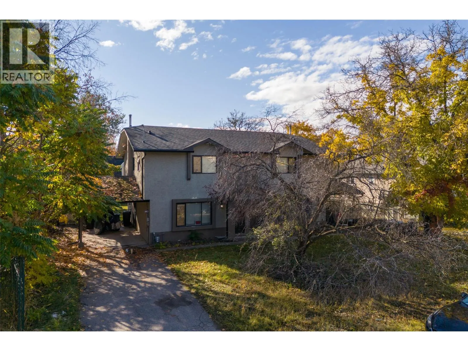 1025 & 1033/1035 Laurier Avenue