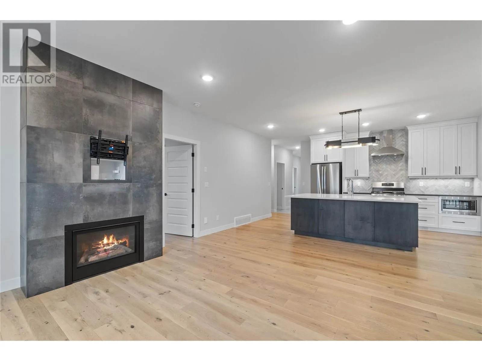 1840 10 Street SW Unit# 7