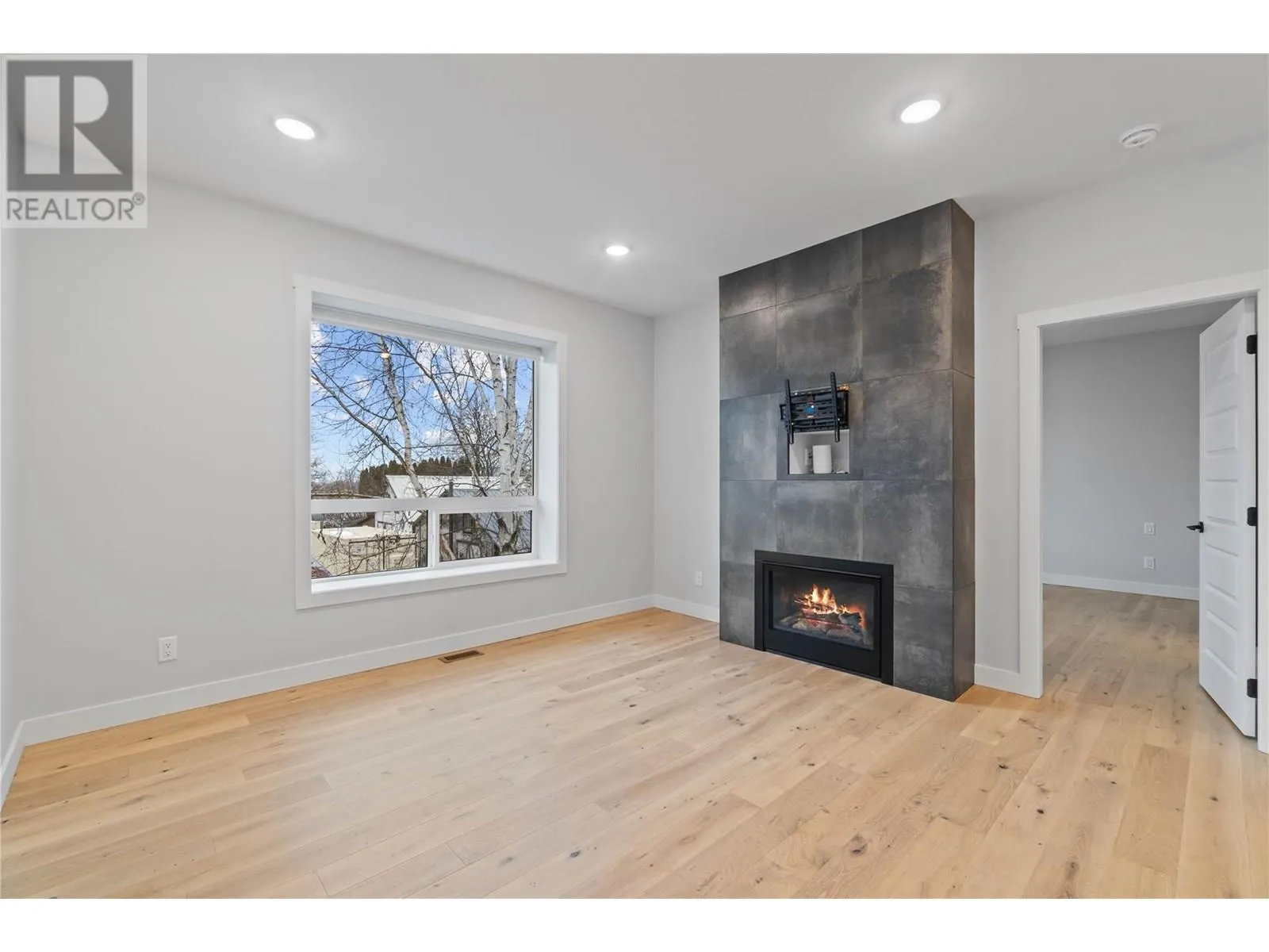 1840 10 Street SW Unit# 7