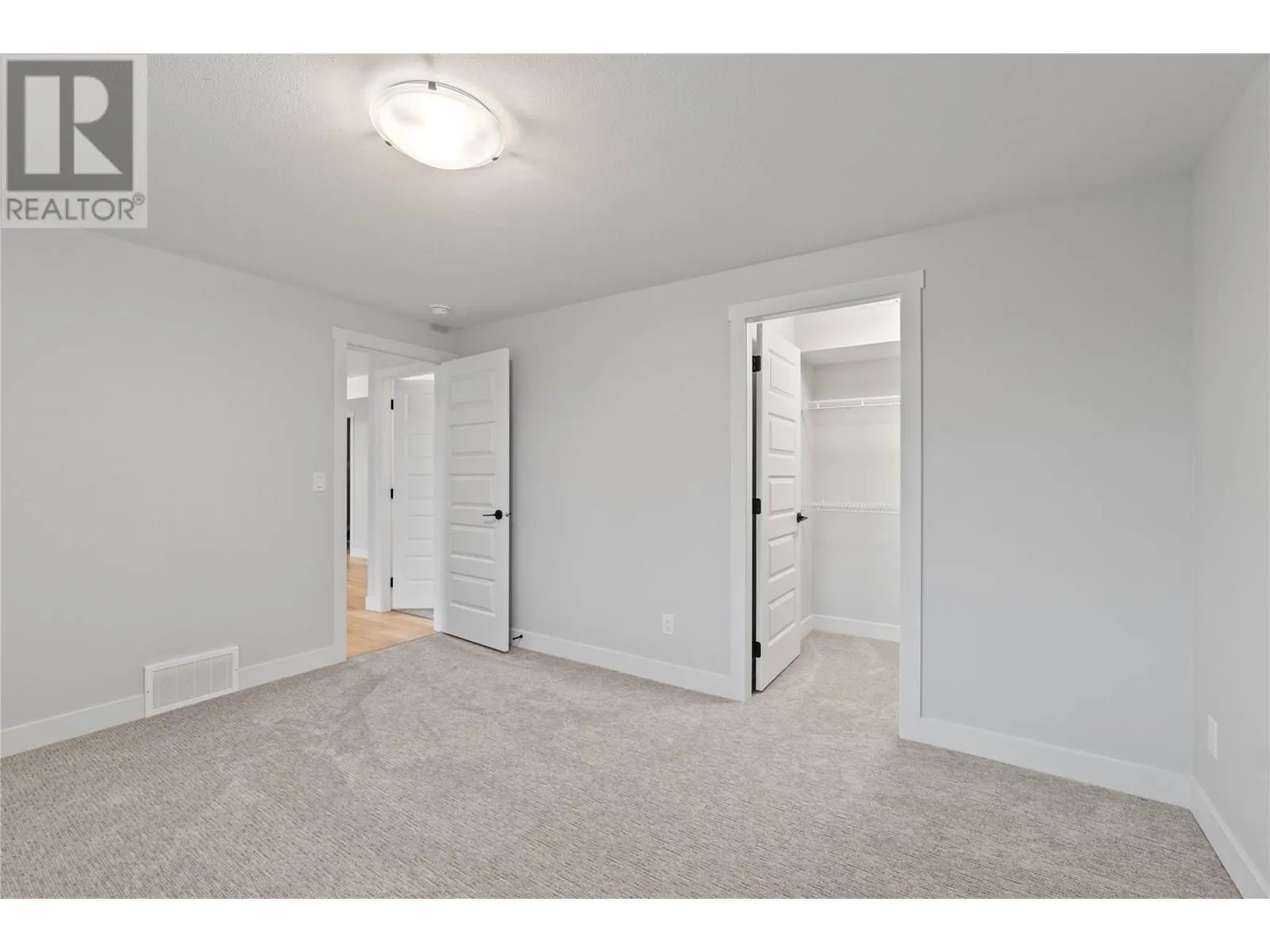 1840 10 Street SW Unit# 7