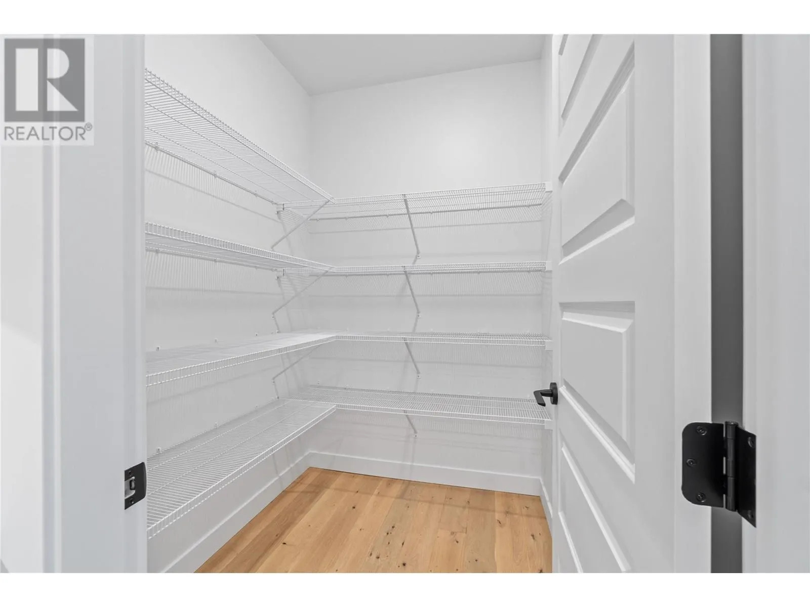 1840 10 Street SW Unit# 7