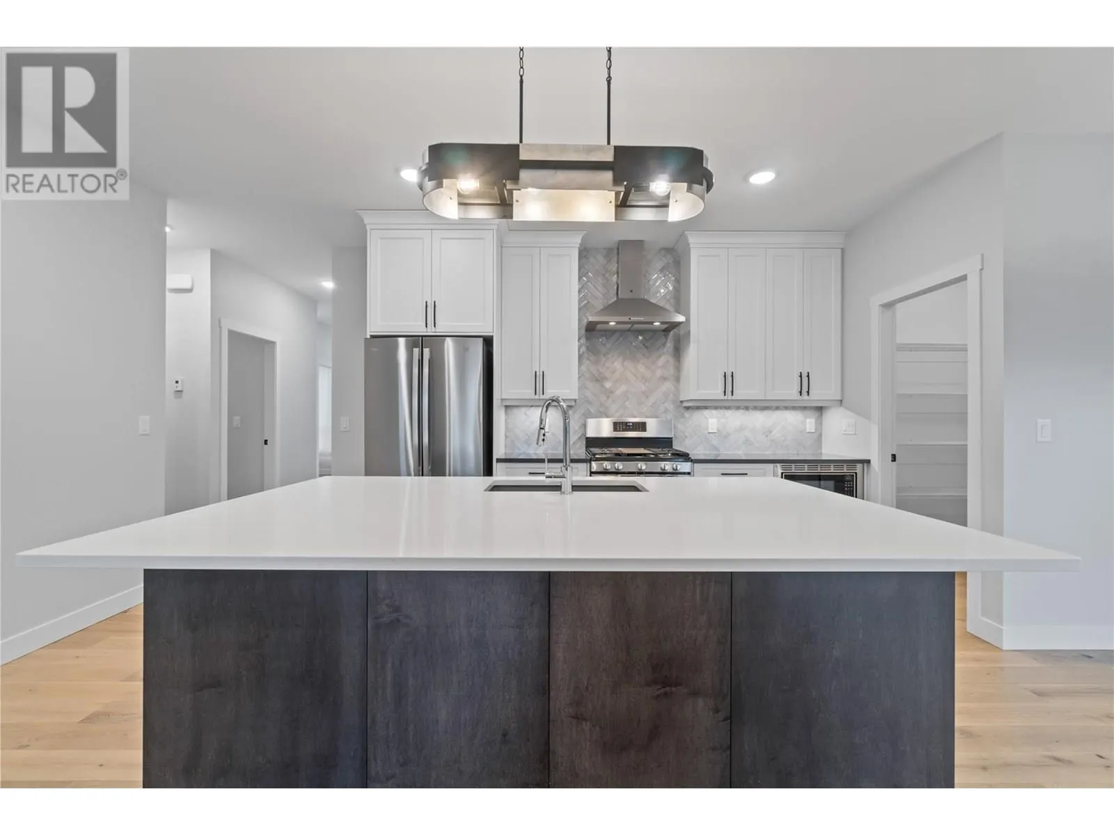 1840 10 Street SW Unit# 7
