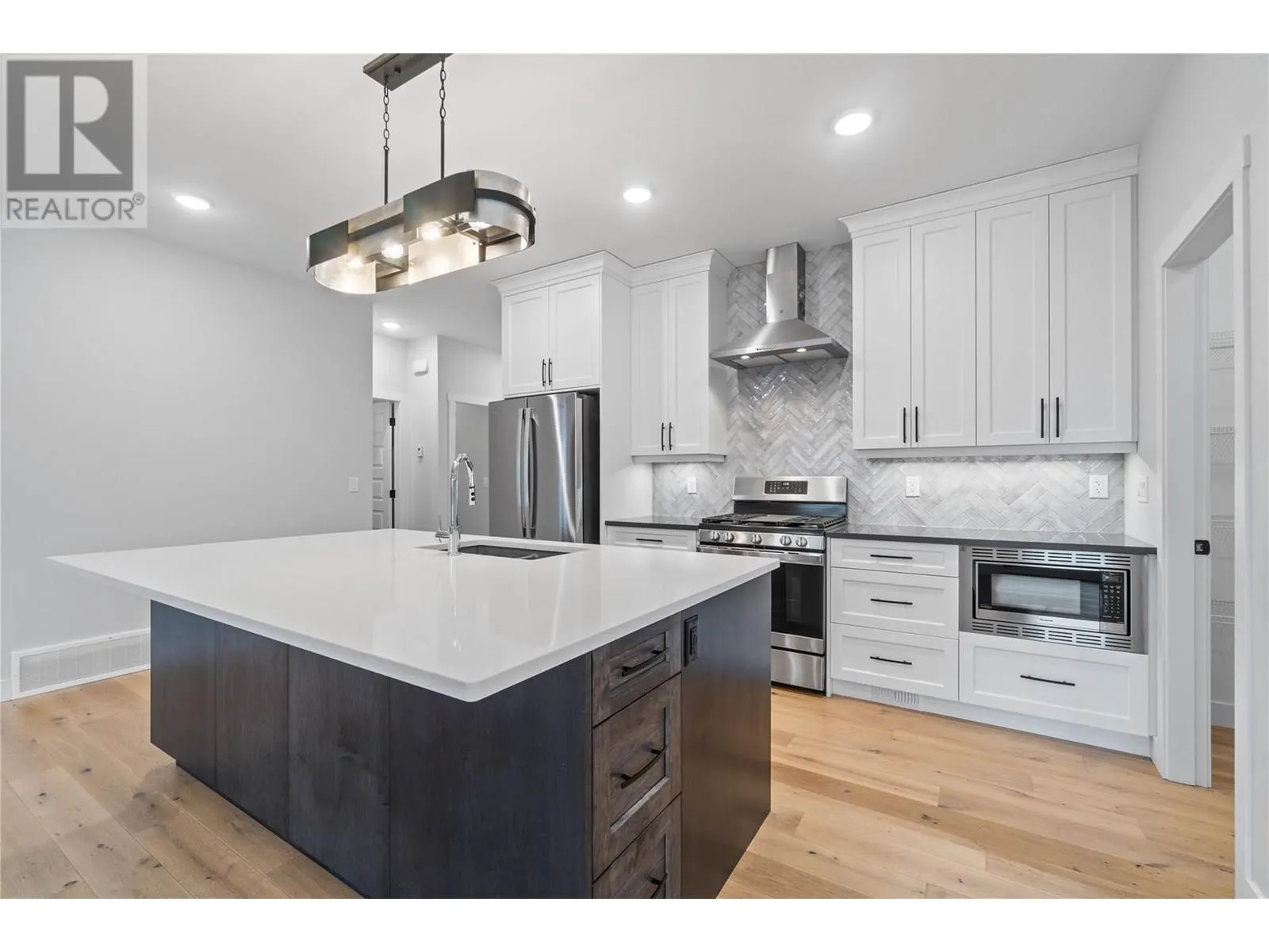 1840 10 Street SW Unit# 7