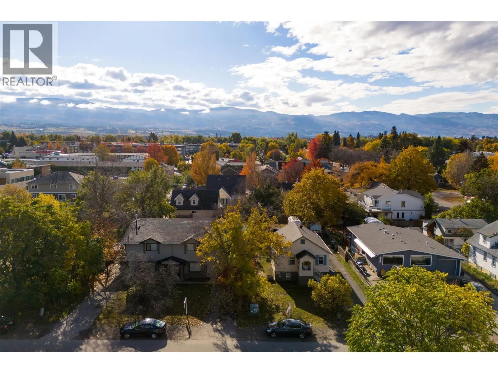 1025 & 1033/1035 Laurier Avenue
