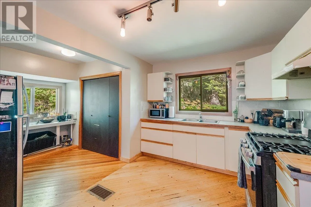 1835 Granite Road