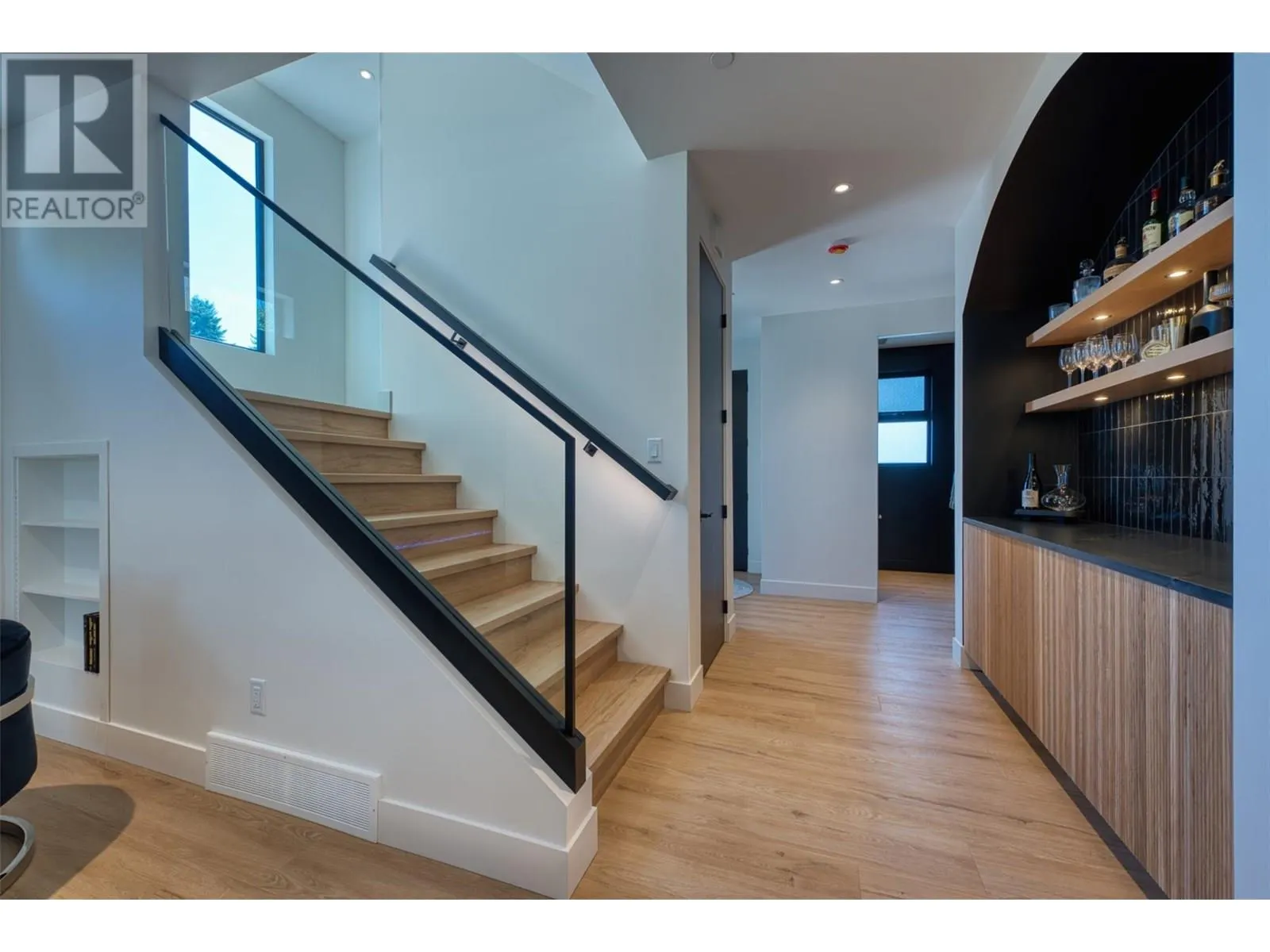 3010 Holland Road Unit# 4