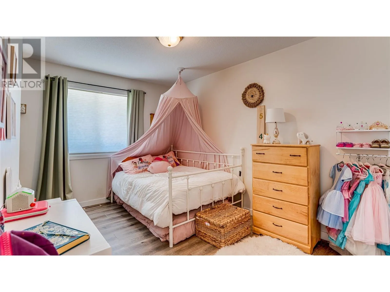 111 Revel Crescent