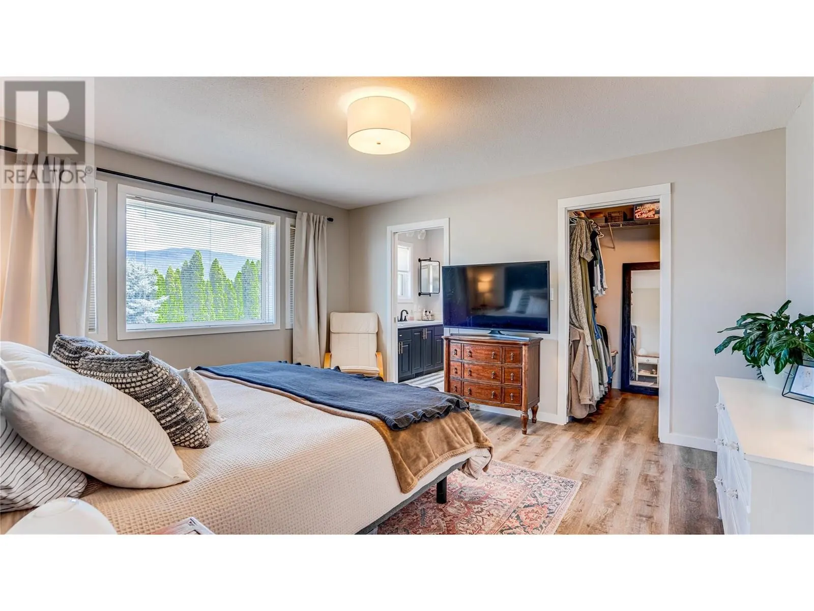111 Revel Crescent