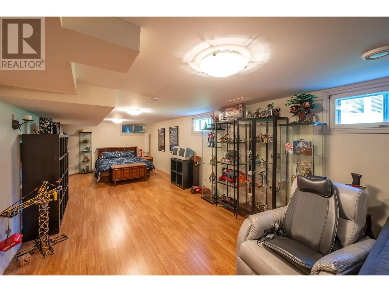 808 Vedette Drive