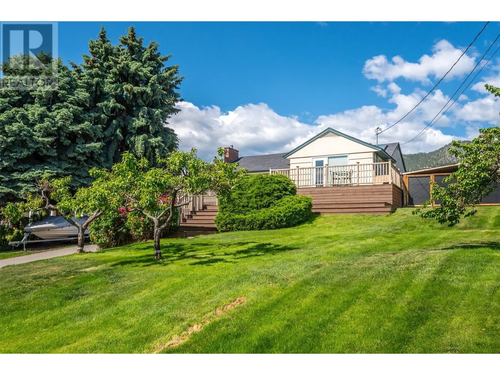 808 Vedette Drive