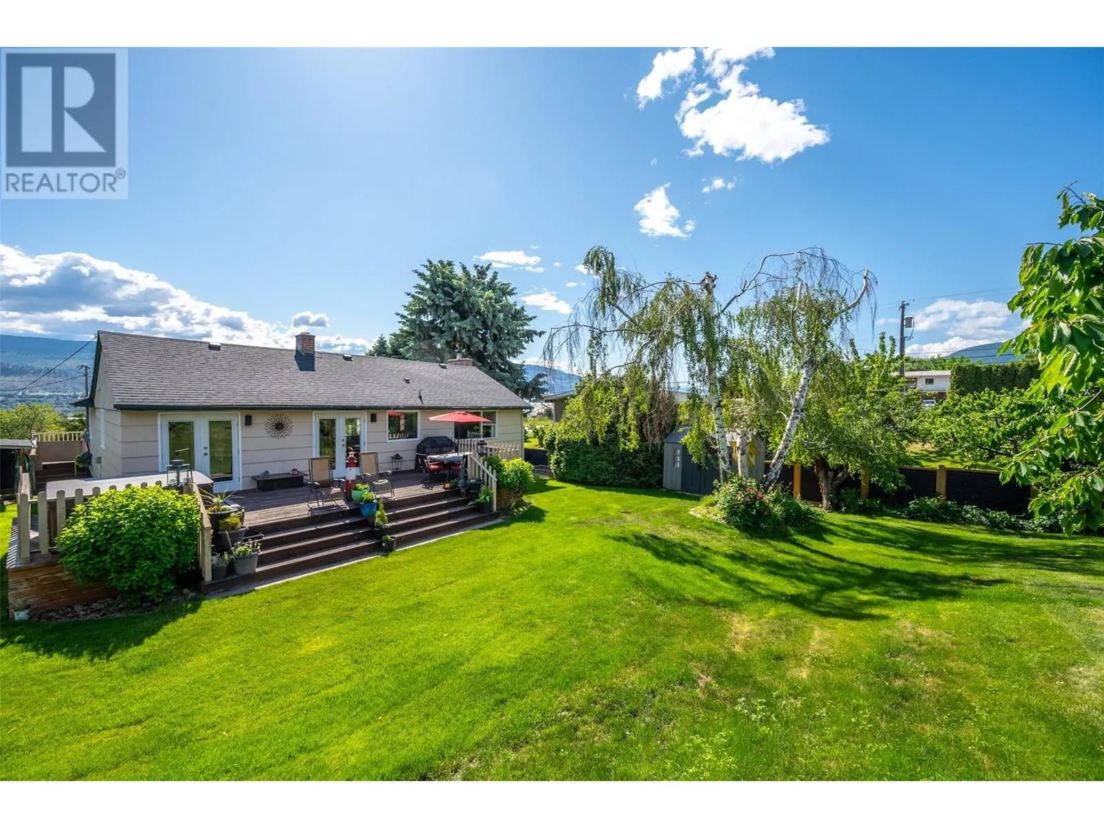 808 Vedette Drive