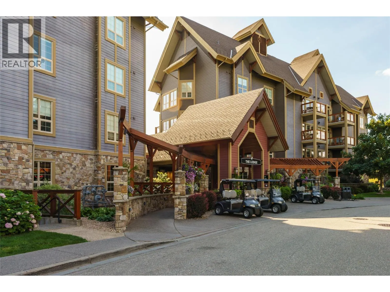 101 Village Centre Court Unit# 331