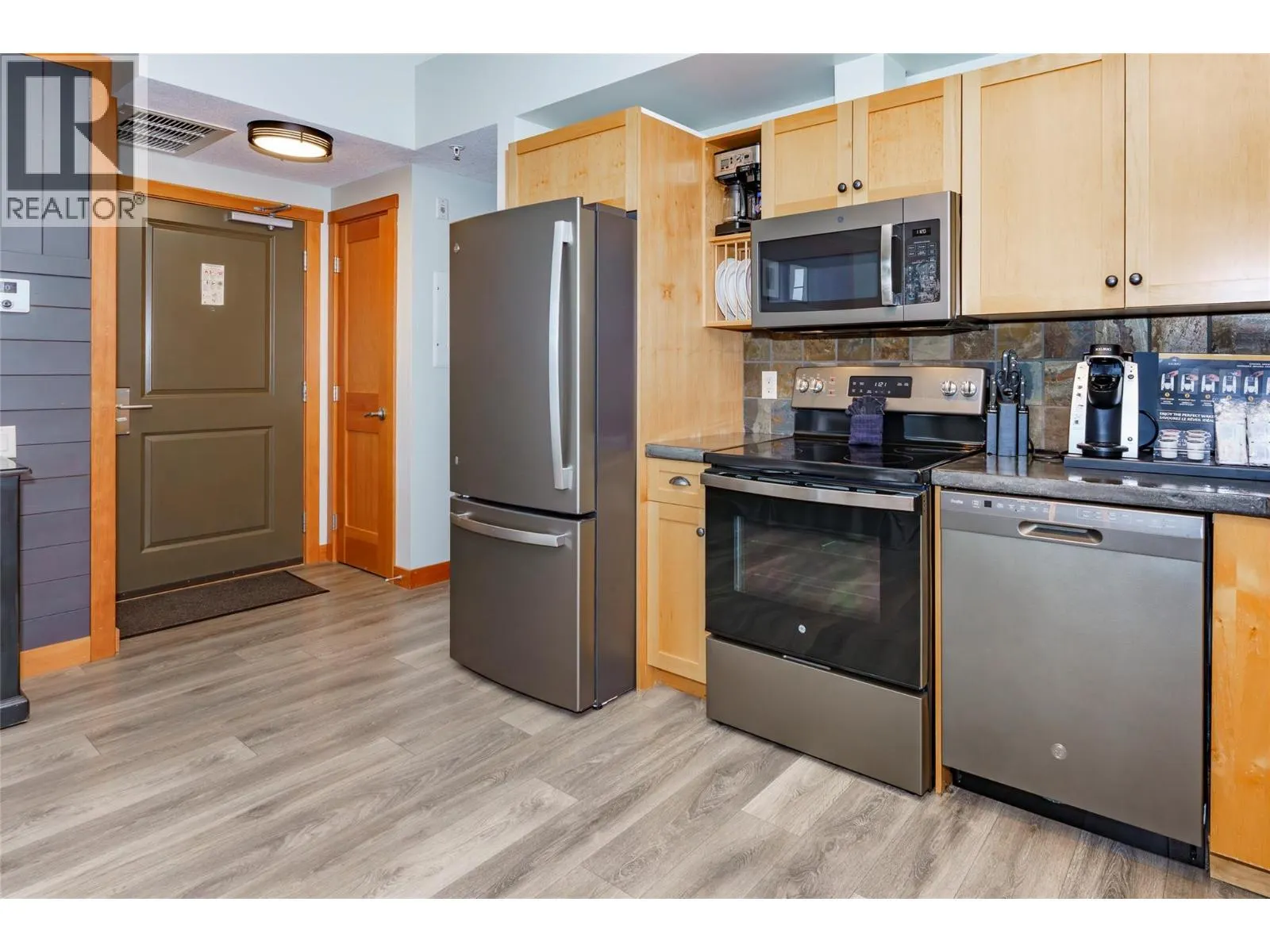 101 Village Centre Court Unit# 331