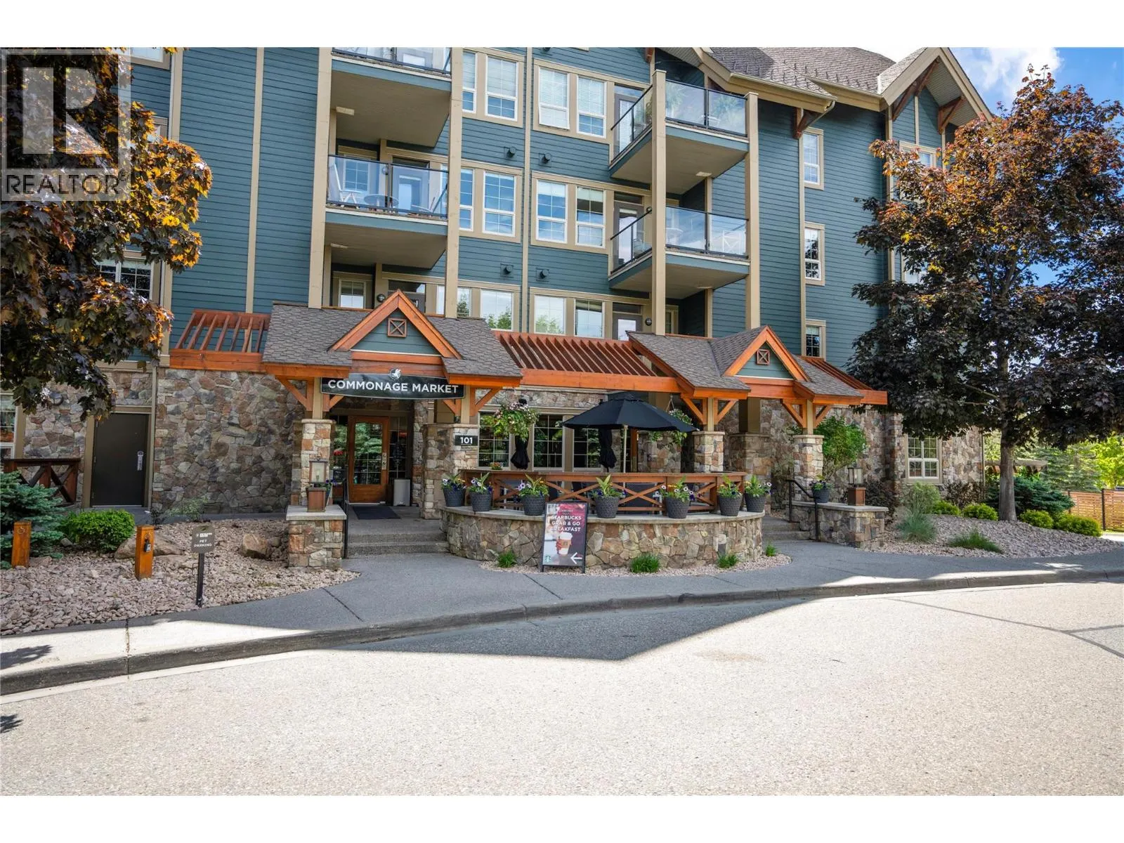 101 Village Centre Court Unit# 331