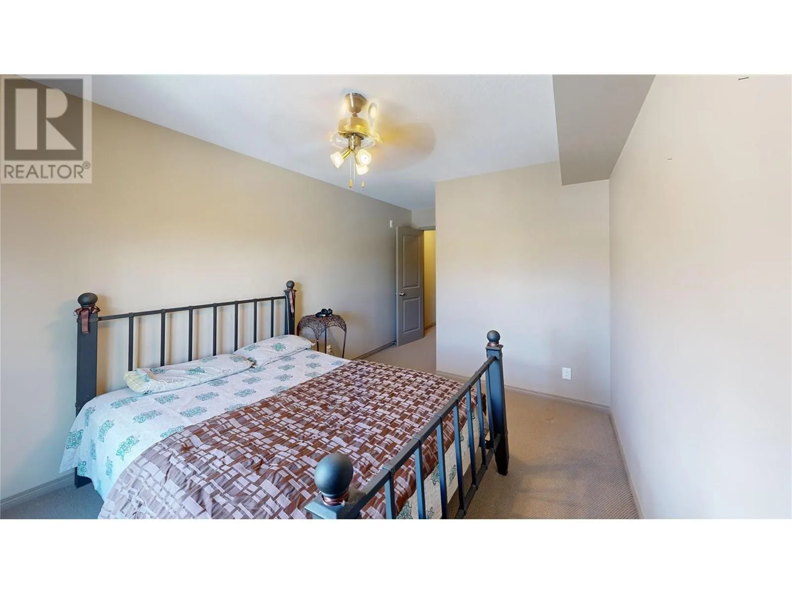 4874 STANLEY Street Unit# 207