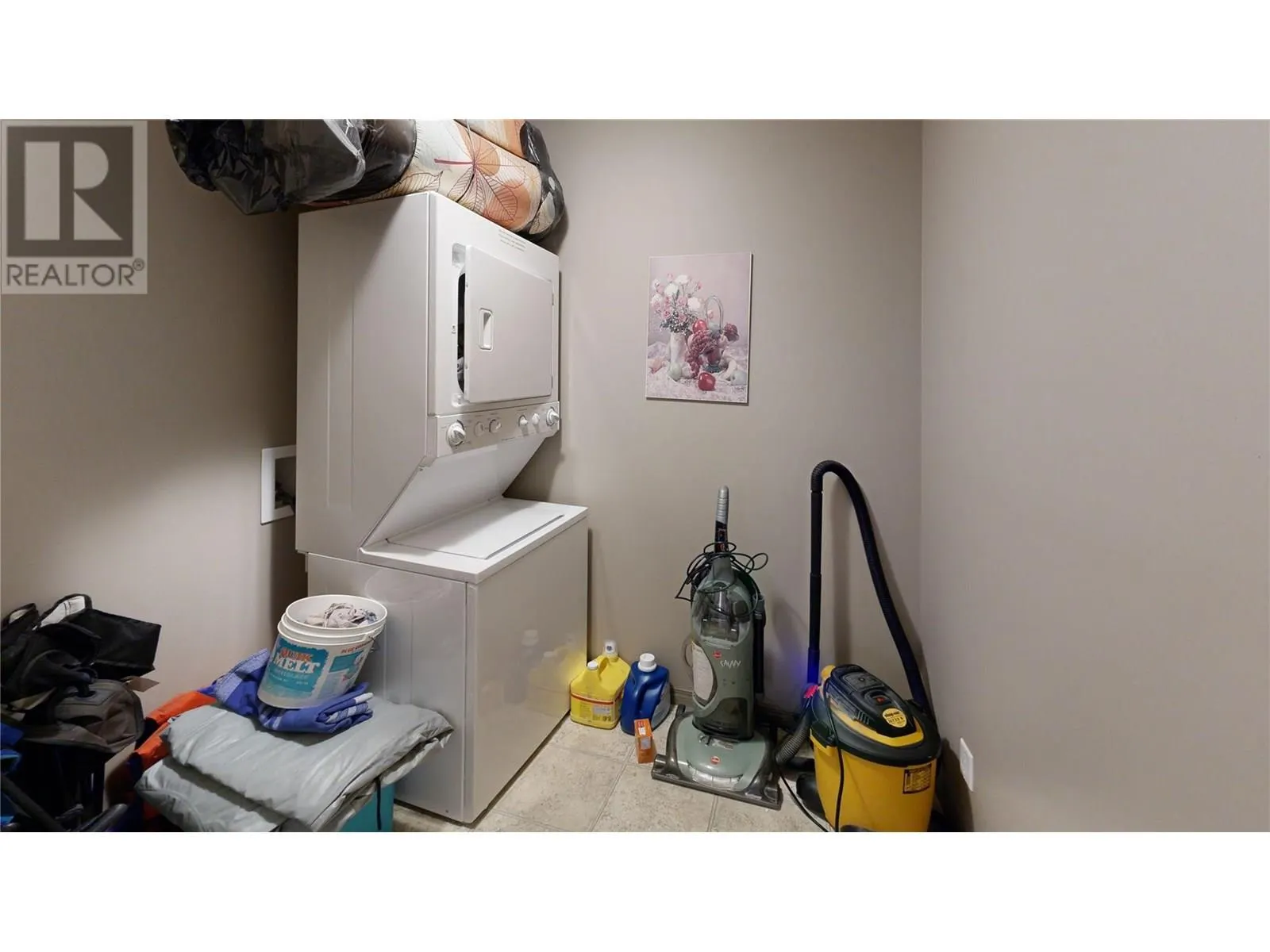 4874 STANLEY Street Unit# 207