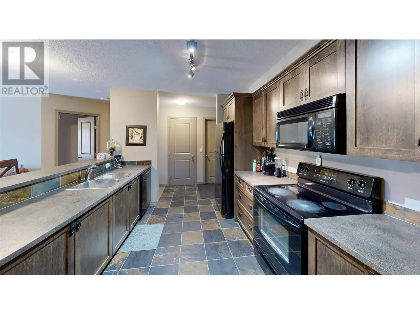4874 STANLEY Street Unit# 207