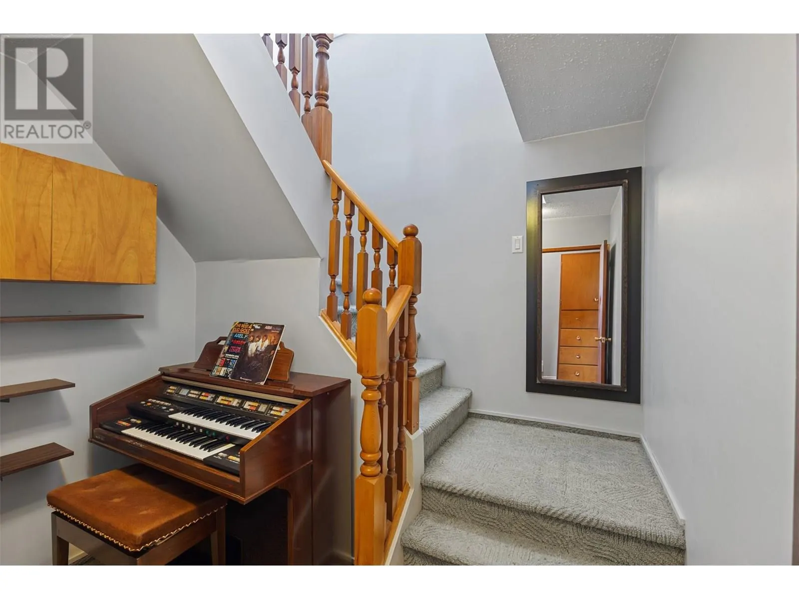 835 Pine Springs Road