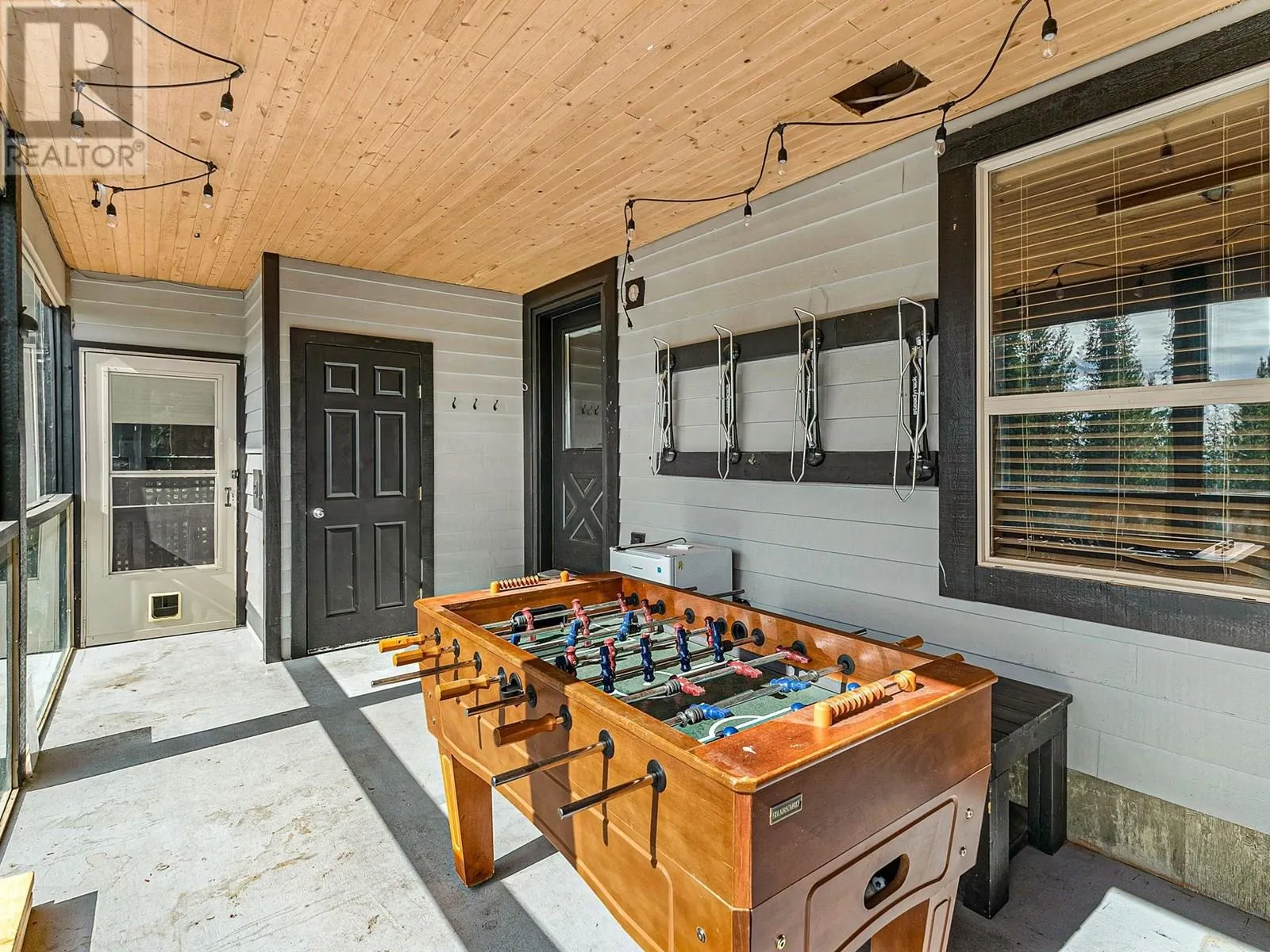 4833 Snowpines Road