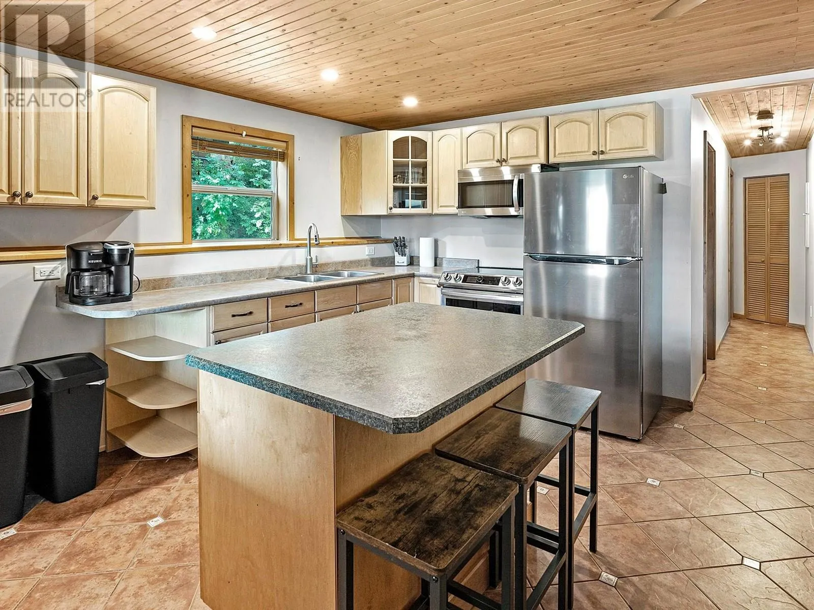 4833 Snowpines Road
