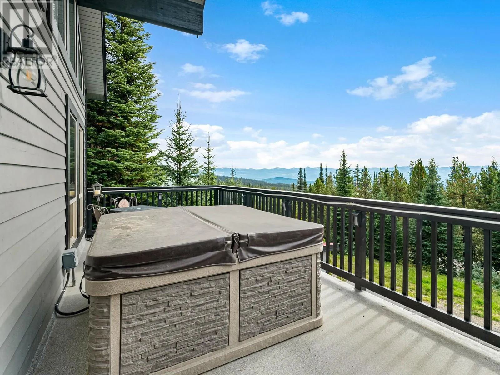 4833 Snowpines Road
