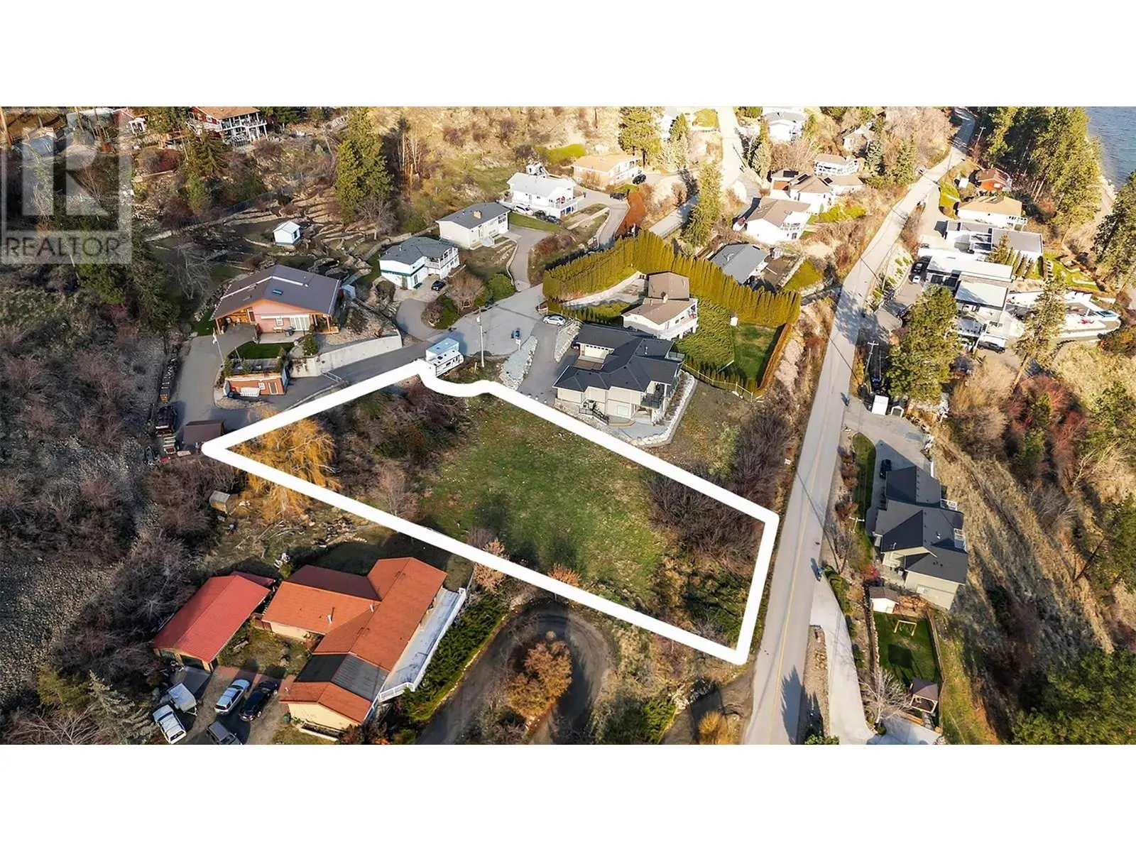 6384 Renfrew Road