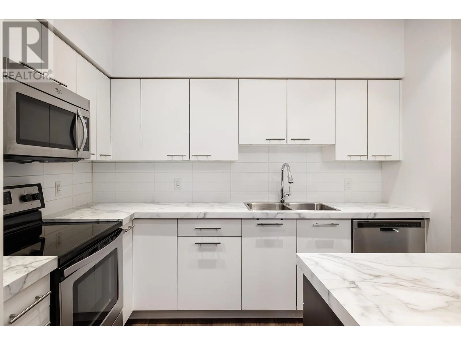975 Academy Way Unit# 214