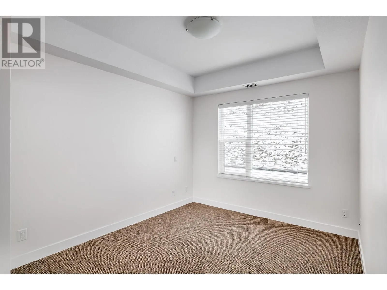 975 Academy Way Unit# 214