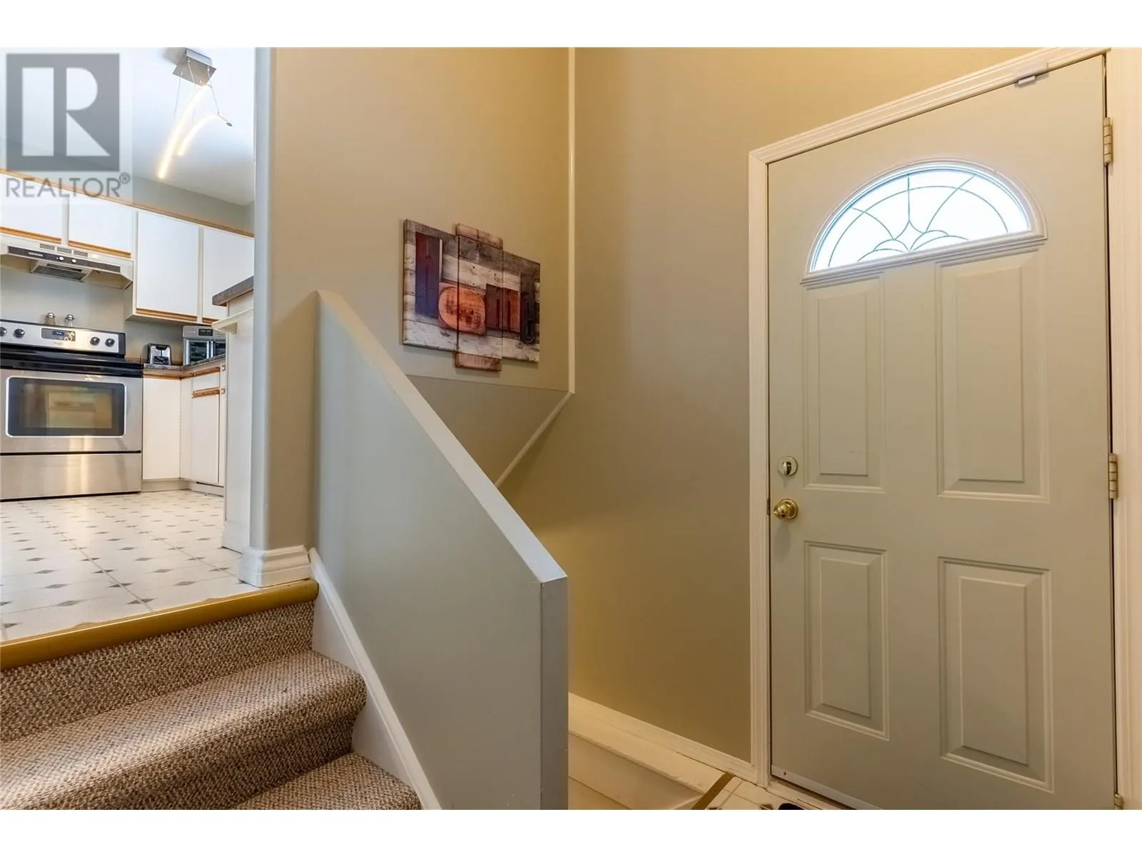 9 Emerald Drive