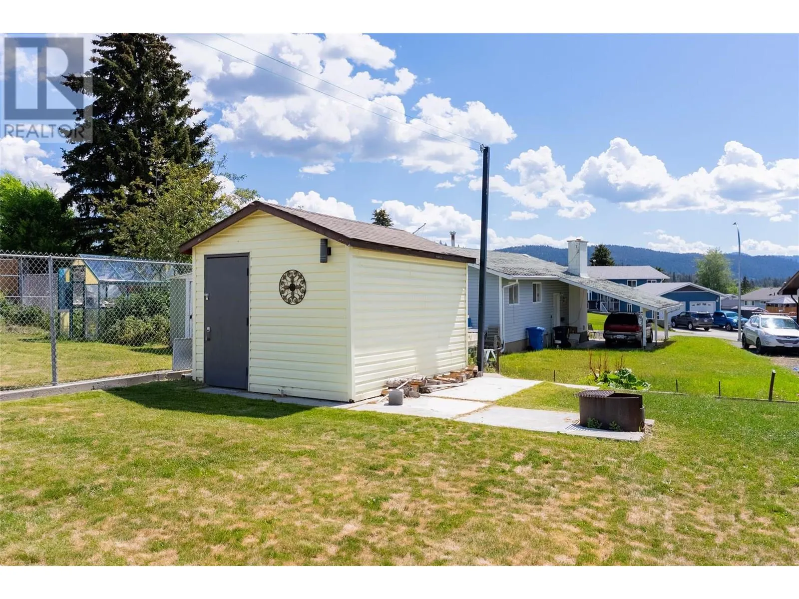 9 Emerald Drive