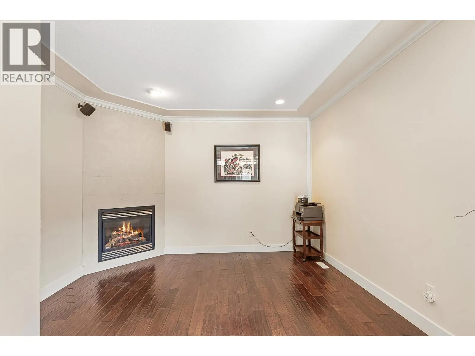1033 Longacre Place