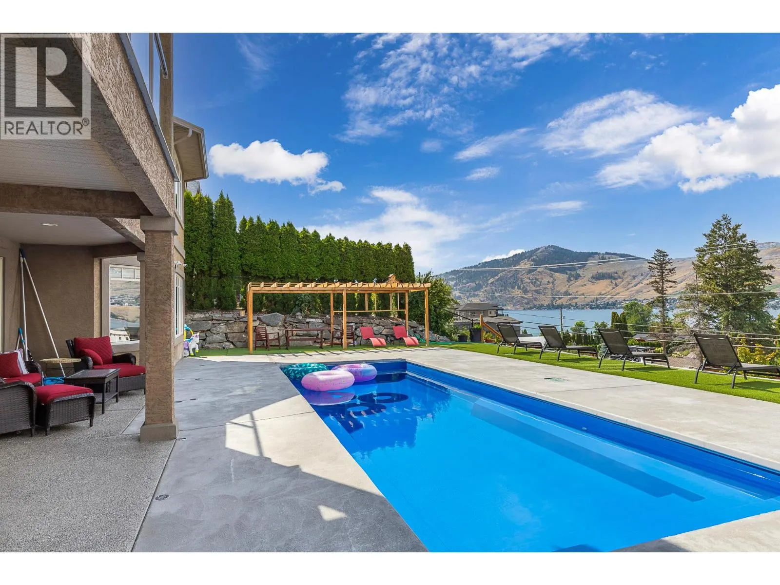 1033 Longacre Place