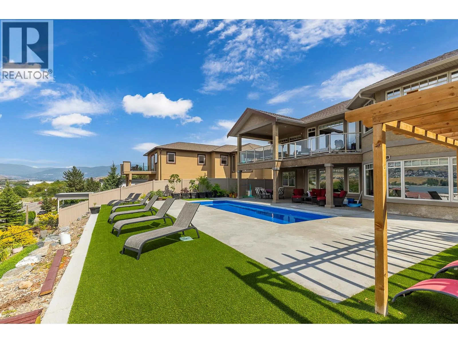 1033 Longacre Place