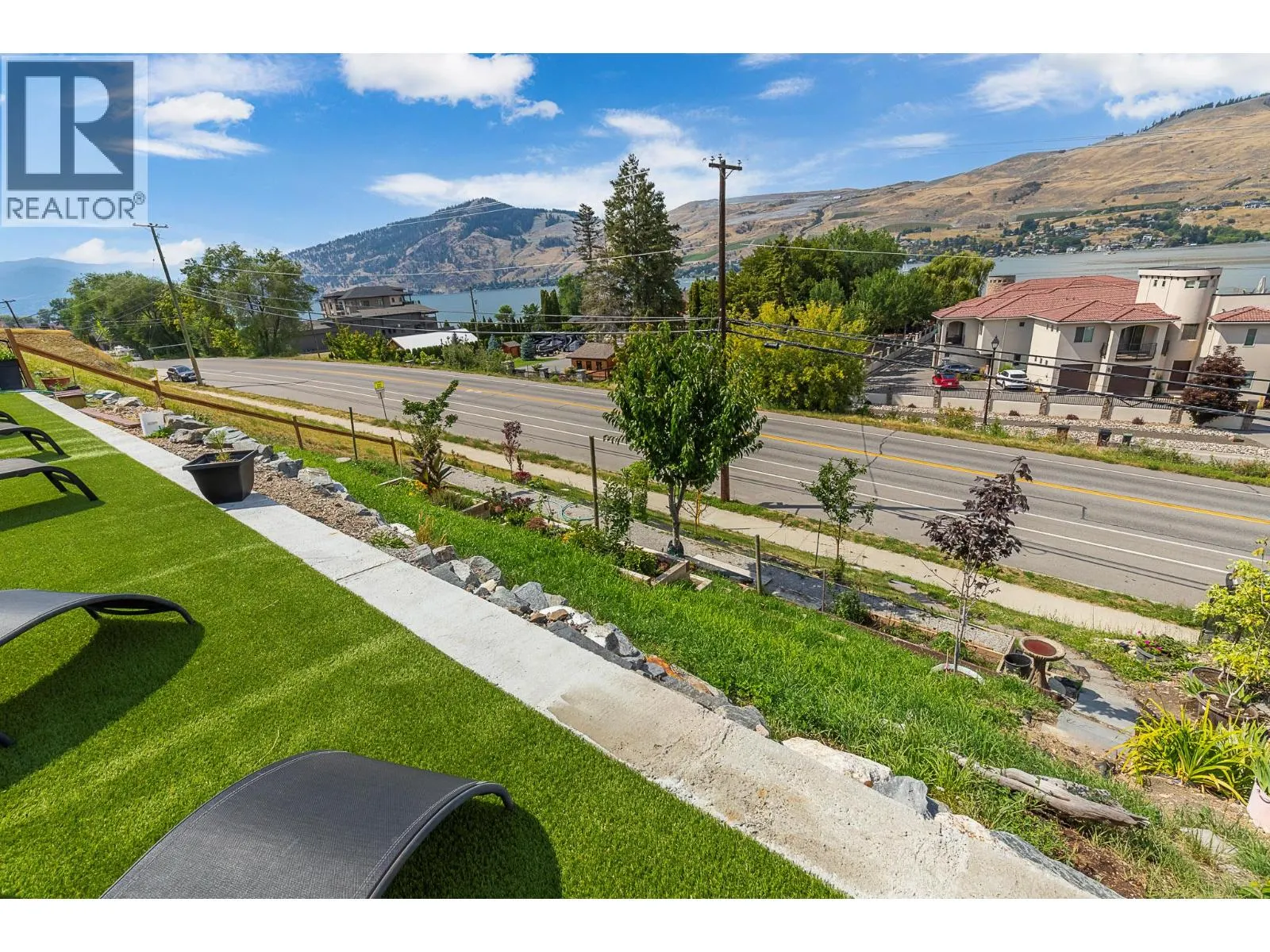 1033 Longacre Place