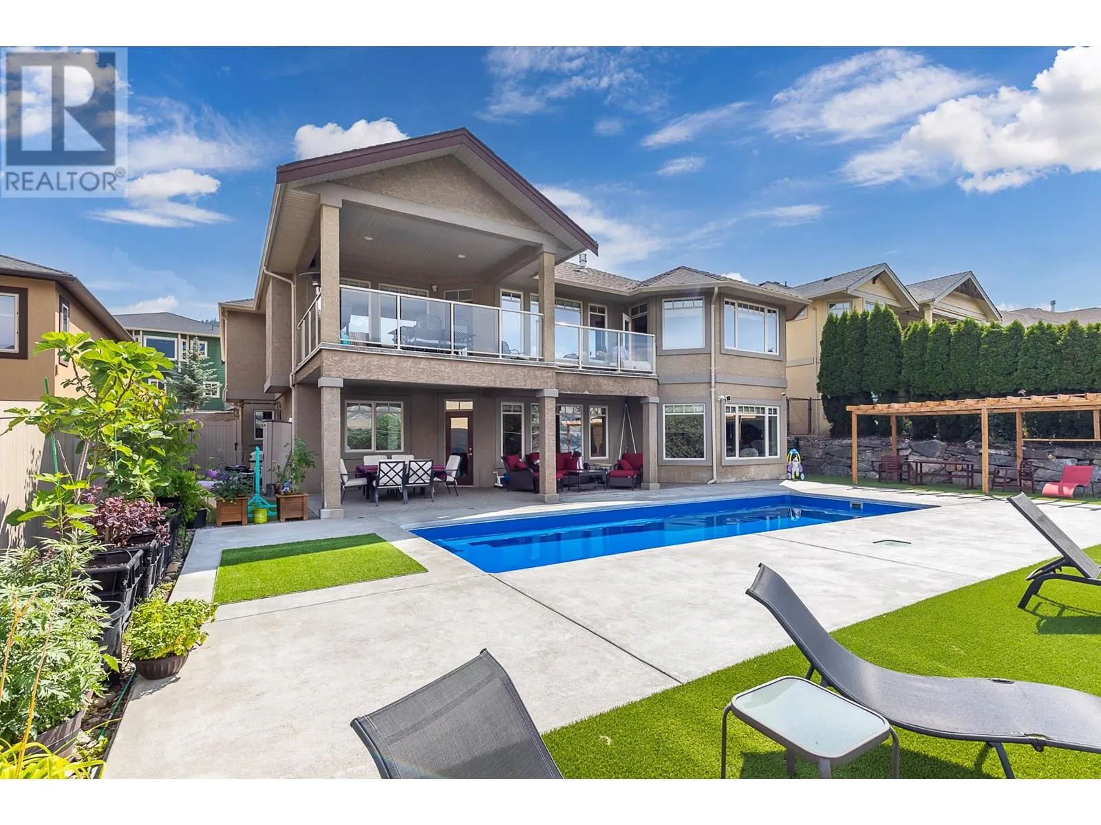 1033 Longacre Place