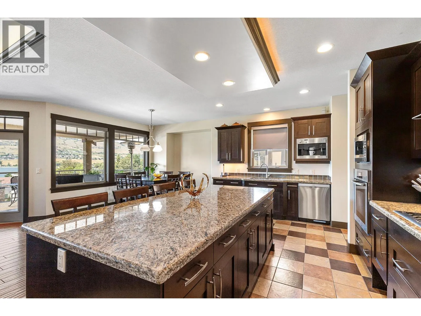 1033 Longacre Place