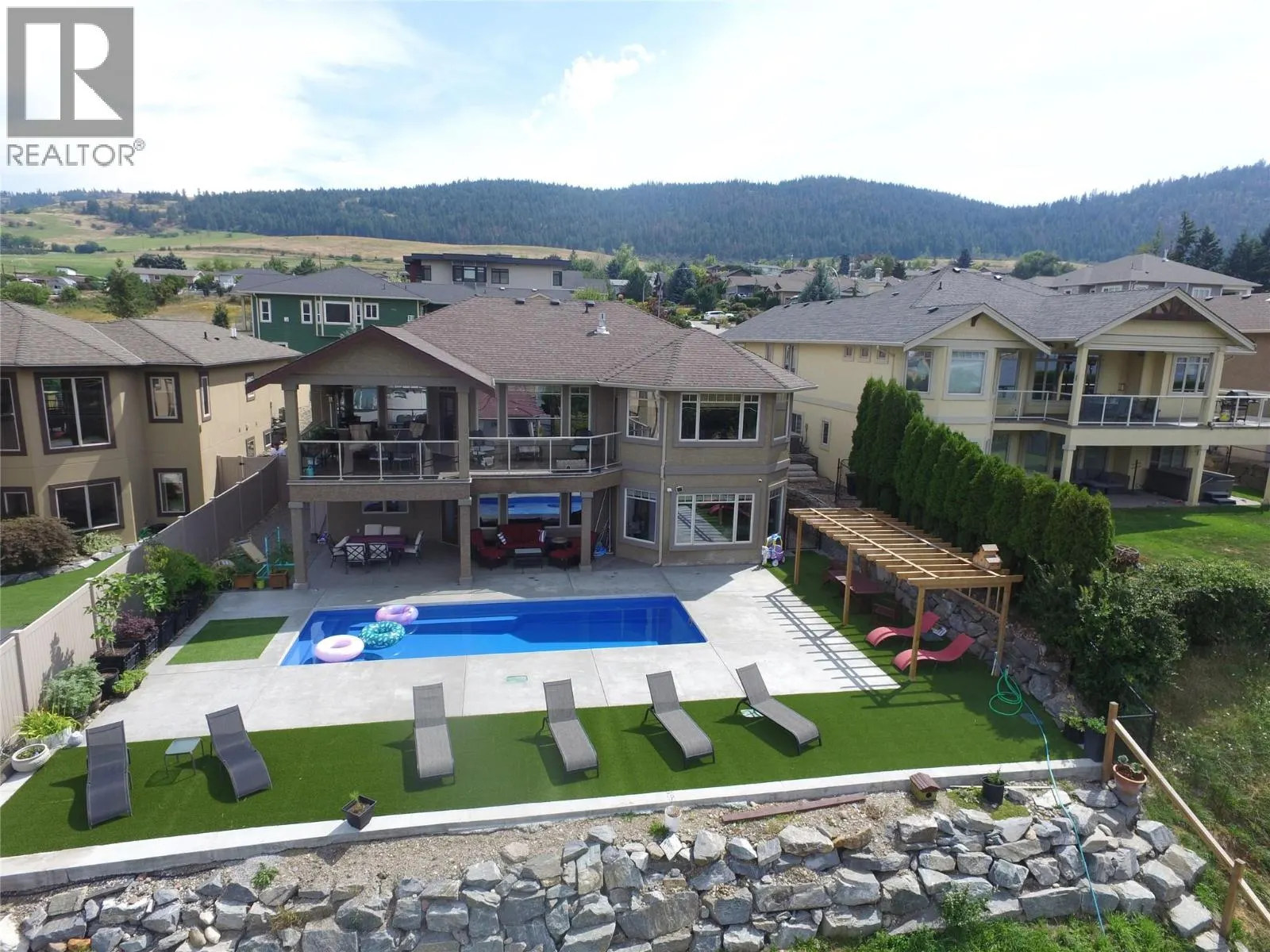 1033 Longacre Place